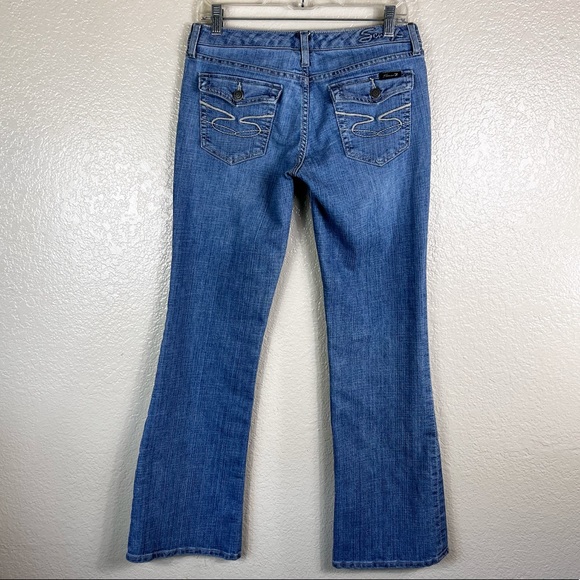 Seven7 Low Rise Flared Jeans - Picture 4 of 8